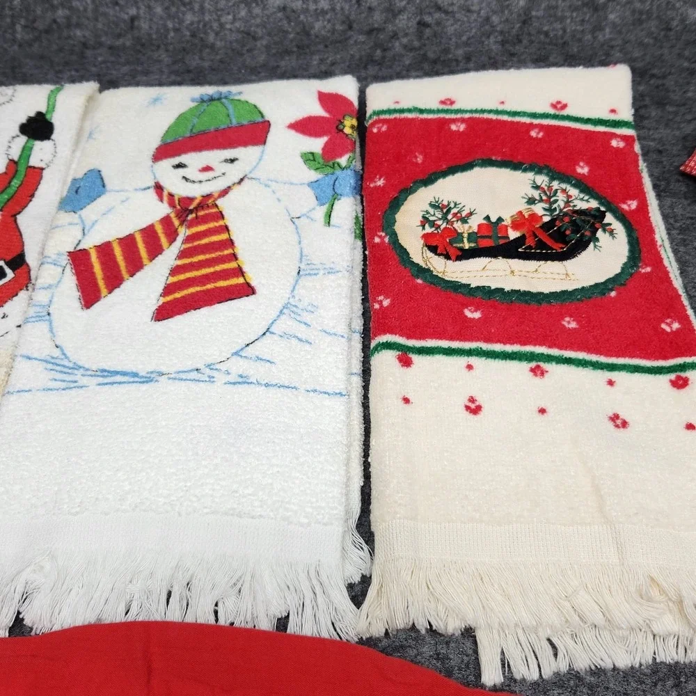 VTG Lot Christmas Country Dish Kitchen Towels Apron Potholder Goose Cottage